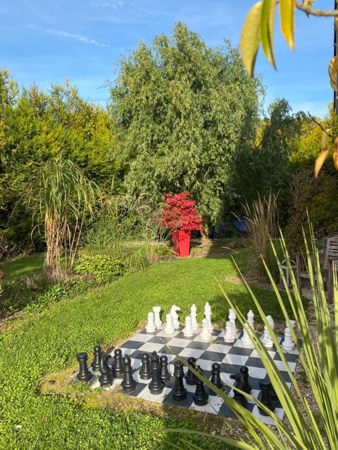 Le Gite Du Puit Des Granges Faux-Vesigneul Exterior foto